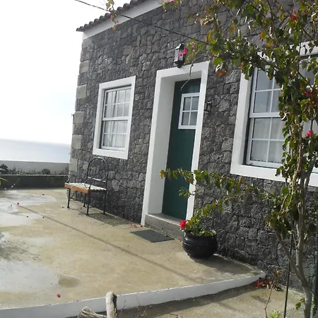 Adega Ilheu Holiday home *