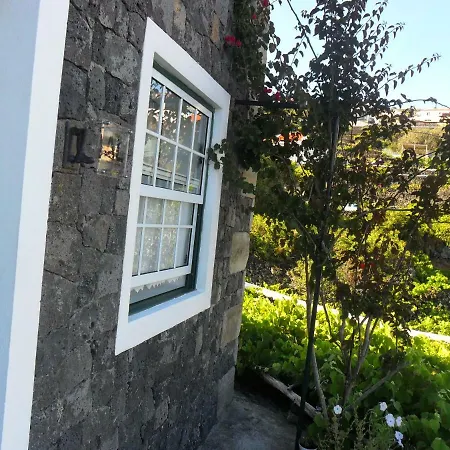 Holiday home Adega Ilheu